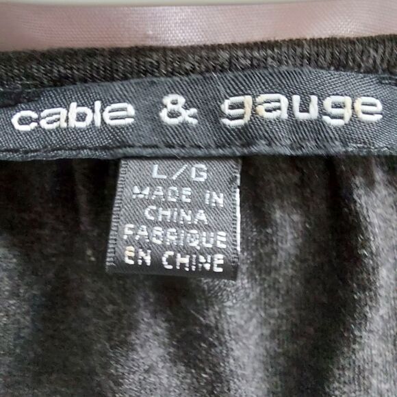 CABLE & Gauge long sleeve top - Picture 4 of 5